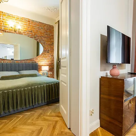 Apartment Stylish #2 In Old Town